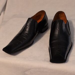 Robert Wayne Black Leather Loafers